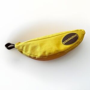 Bananagrams Classic Edition Anagram Word Tile Game! MPN BAN001 UPC 0856739001159